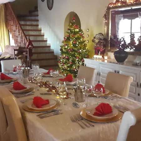 Casa Roble Alojamento de Acomodação e Pequeno-almoço Cómpeta