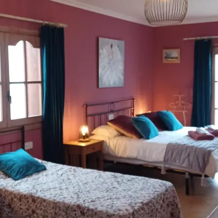 Casa Roble Bed & Breakfast Competa