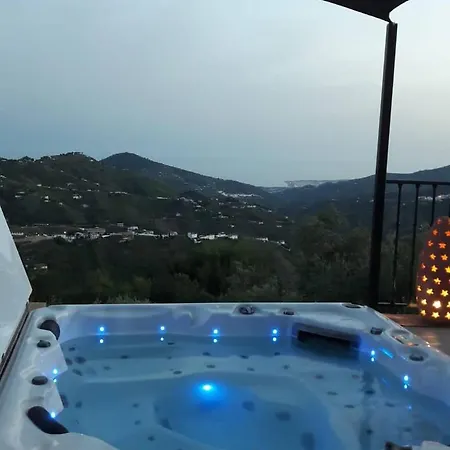 Nocleg ze śniadaniem Casa Roble 3*