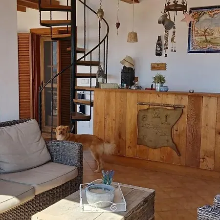Bed & Breakfast Casa Roble 4*