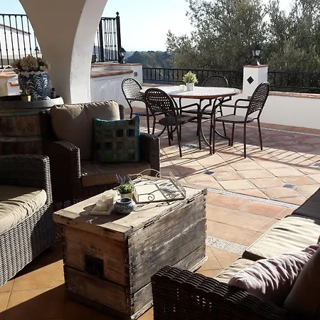 Casa Roble Bed & Breakfast Cómpeta