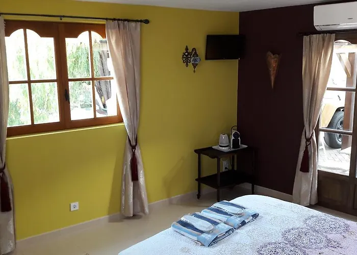 Oda ve Kahvaltı Casa Roble 4*